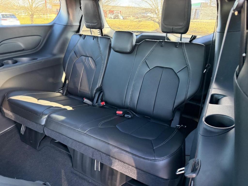 new 2026 Chrysler Pacifica car, priced at $38,795