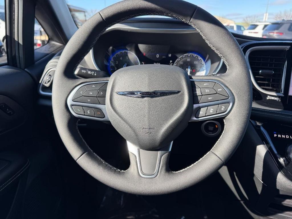 new 2026 Chrysler Pacifica car, priced at $38,795