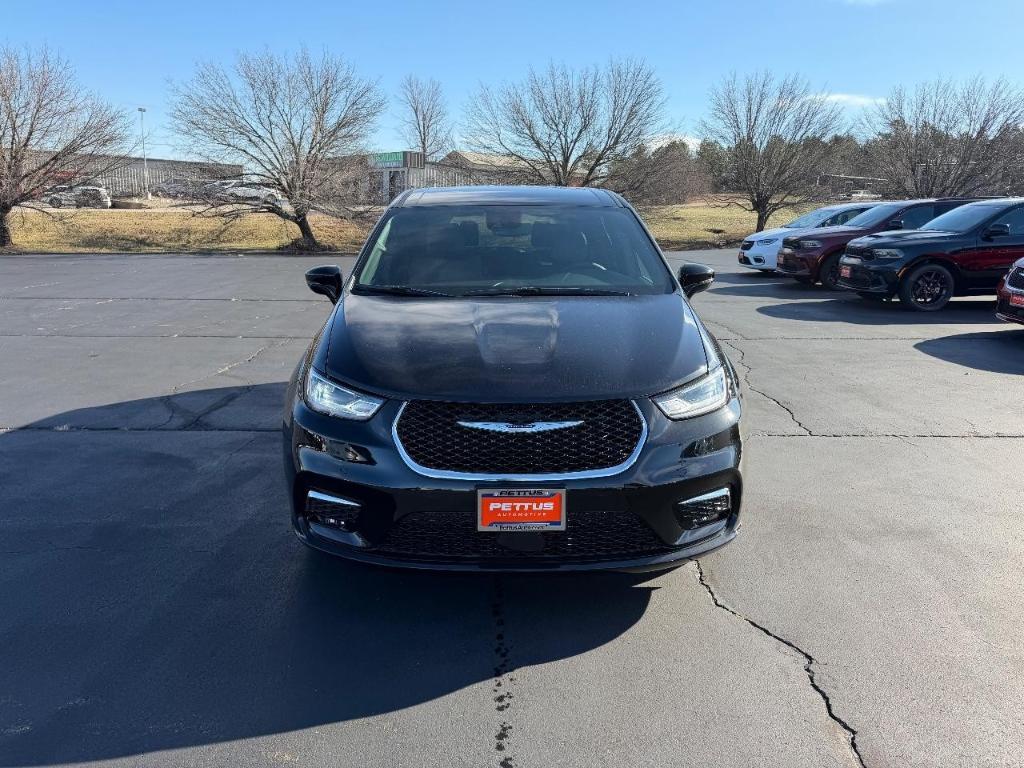 new 2026 Chrysler Pacifica car, priced at $38,795