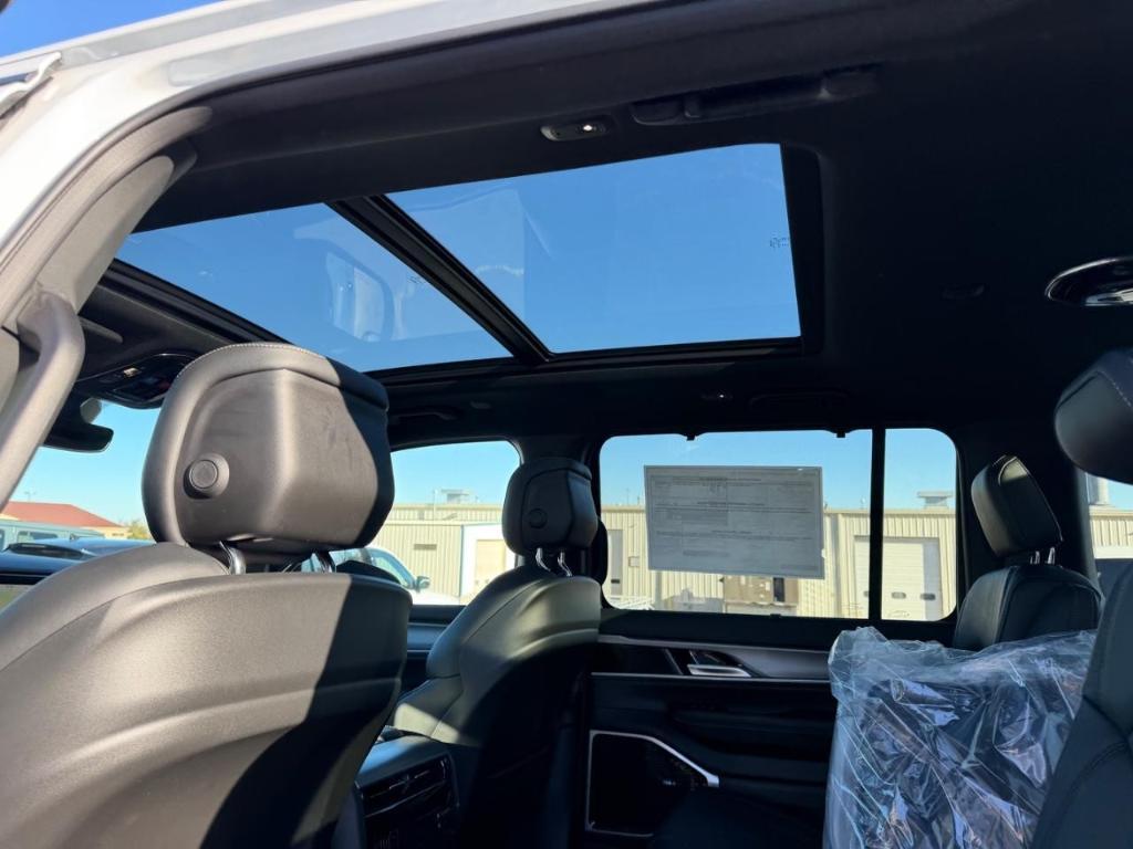 new 2026 Jeep Grand Wagoneer car, priced at $77,316