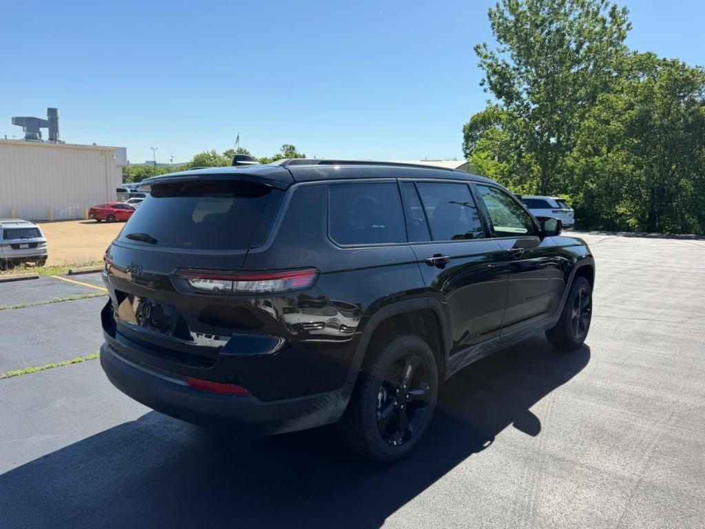new 2026 Jeep Grand Cherokee L car, priced at $50,341