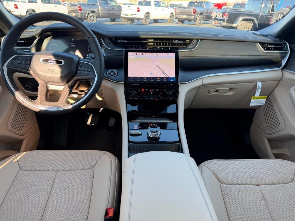 new 2025 Jeep Grand Cherokee L car, priced at $50,611