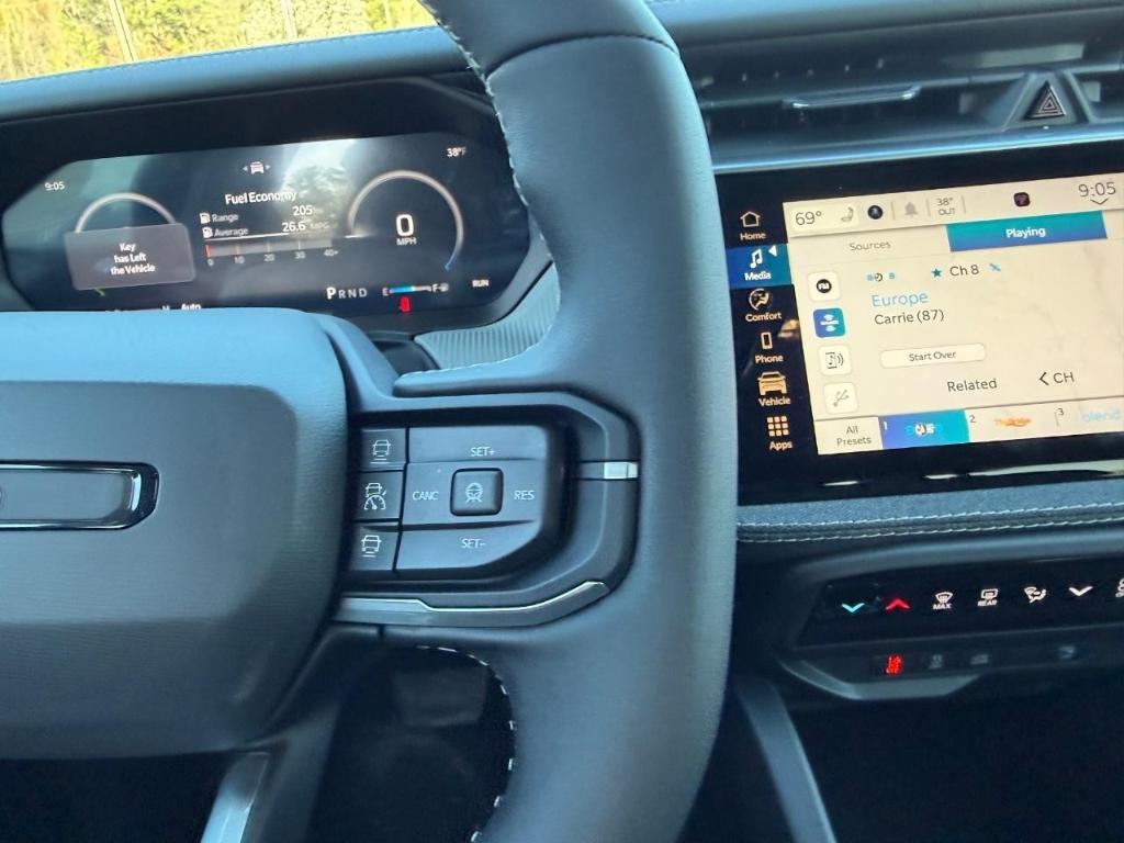 new 2026 Jeep Cherokee car, priced at $40,090