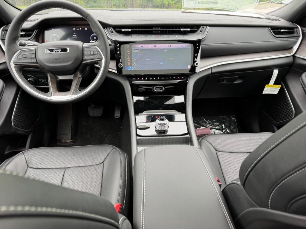 new 2026 Jeep Grand Cherokee L car, priced at $52,916