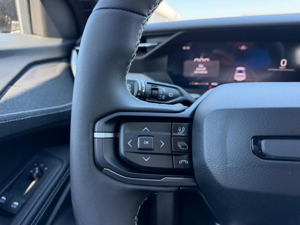 new 2026 Jeep Cherokee car, priced at $39,737