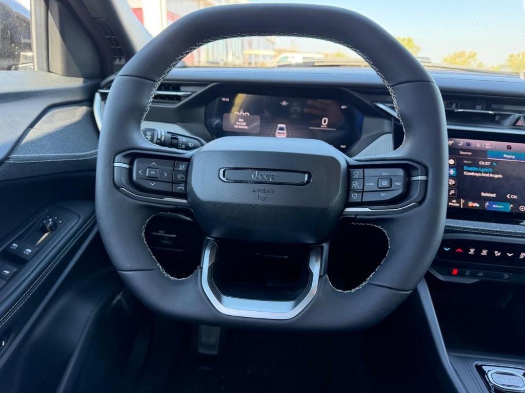 new 2026 Jeep Cherokee car, priced at $39,737