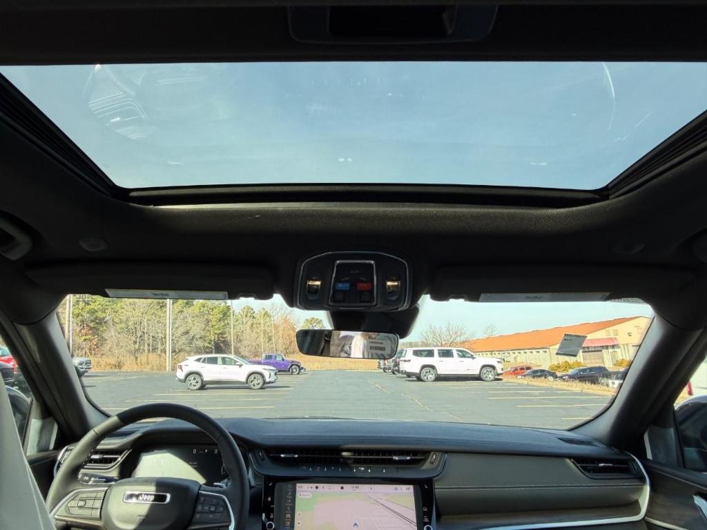 new 2026 Jeep Grand Cherokee car, priced at $48,020