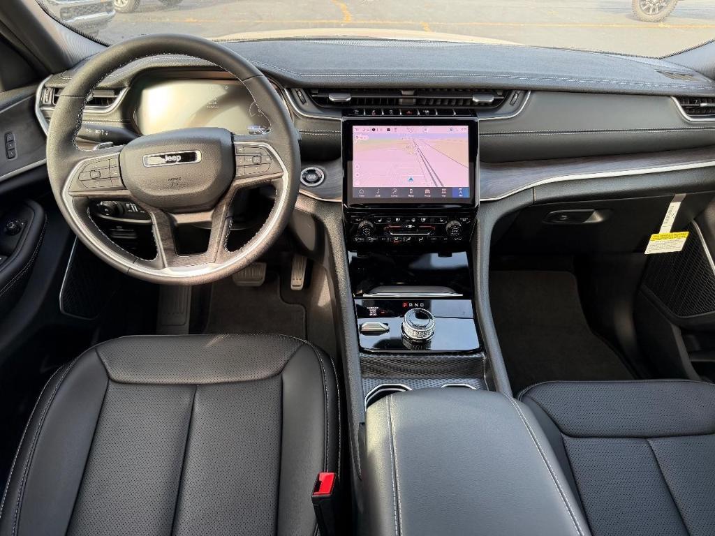 new 2025 Jeep Grand Cherokee L car, priced at $46,495