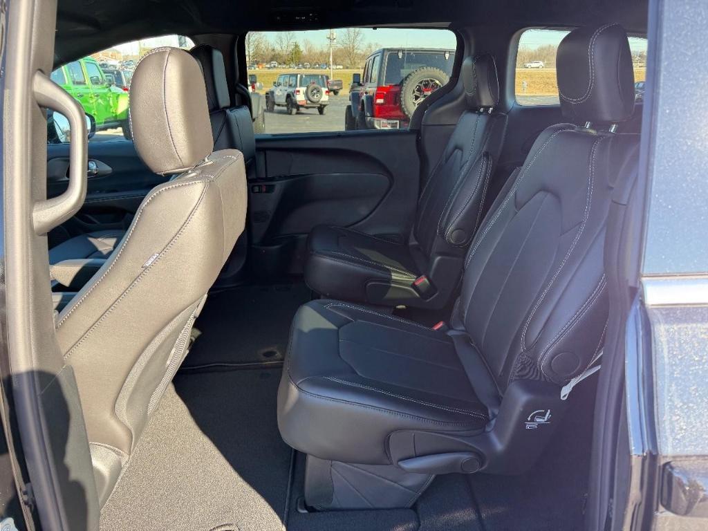 new 2026 Chrysler Pacifica car, priced at $38,495