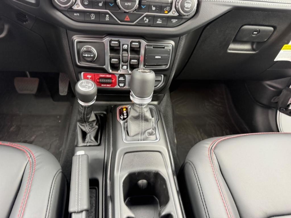 new 2026 Jeep Wrangler car, priced at $65,465