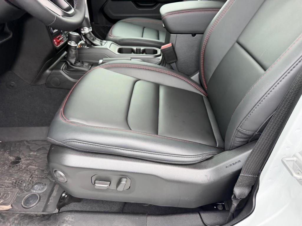 new 2026 Jeep Wrangler car, priced at $65,465