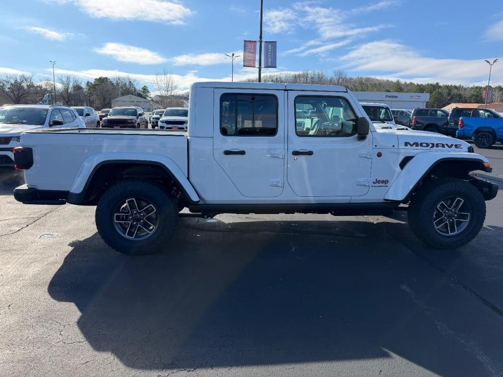 new 2026 Jeep Gladiator car, priced at $56,595