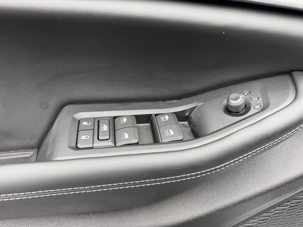 new 2026 Jeep Grand Cherokee car, priced at $48,020