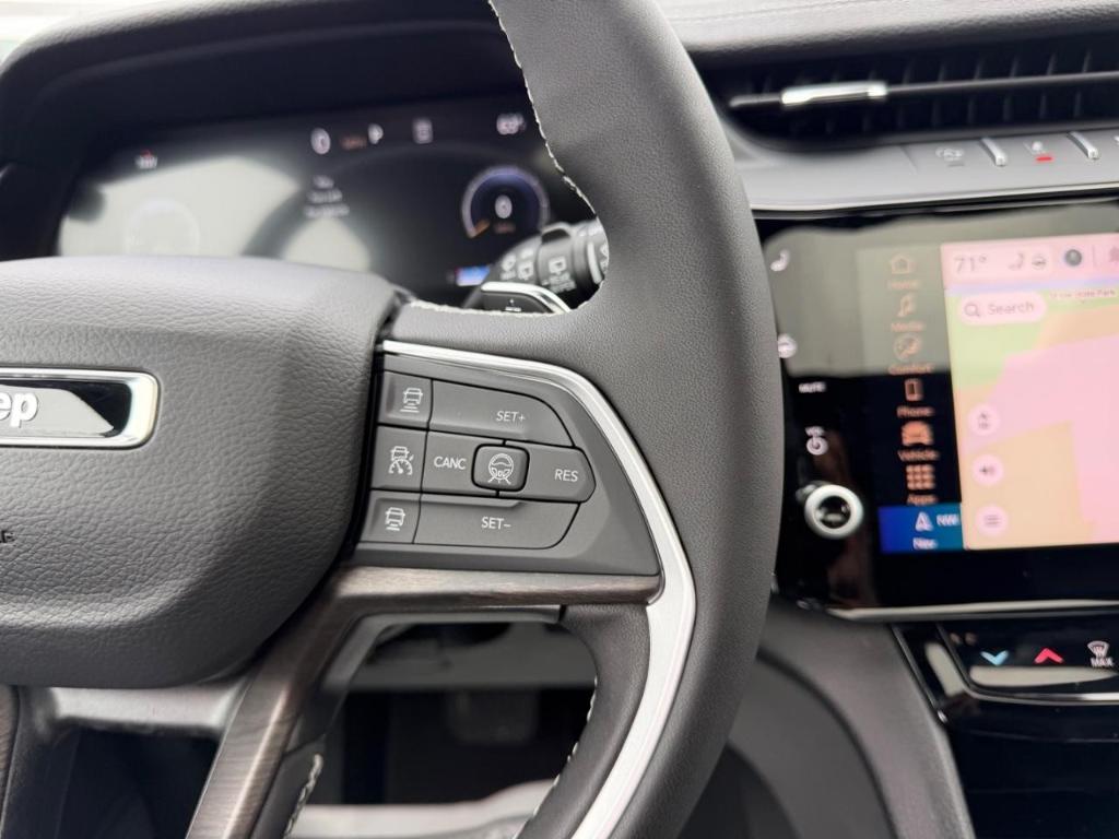 new 2026 Jeep Grand Cherokee car, priced at $48,020