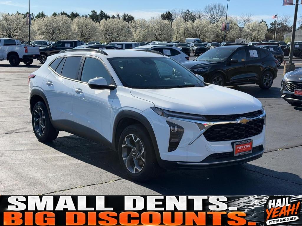 used 2025 Chevrolet Trax car, priced at $23,995