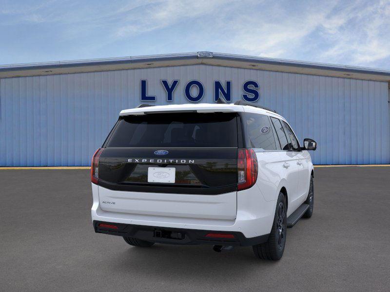 new 2025 Ford Expedition car, priced at $68,699