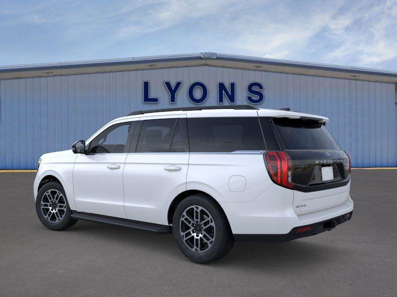 new 2025 Ford Expedition car, priced at $68,699