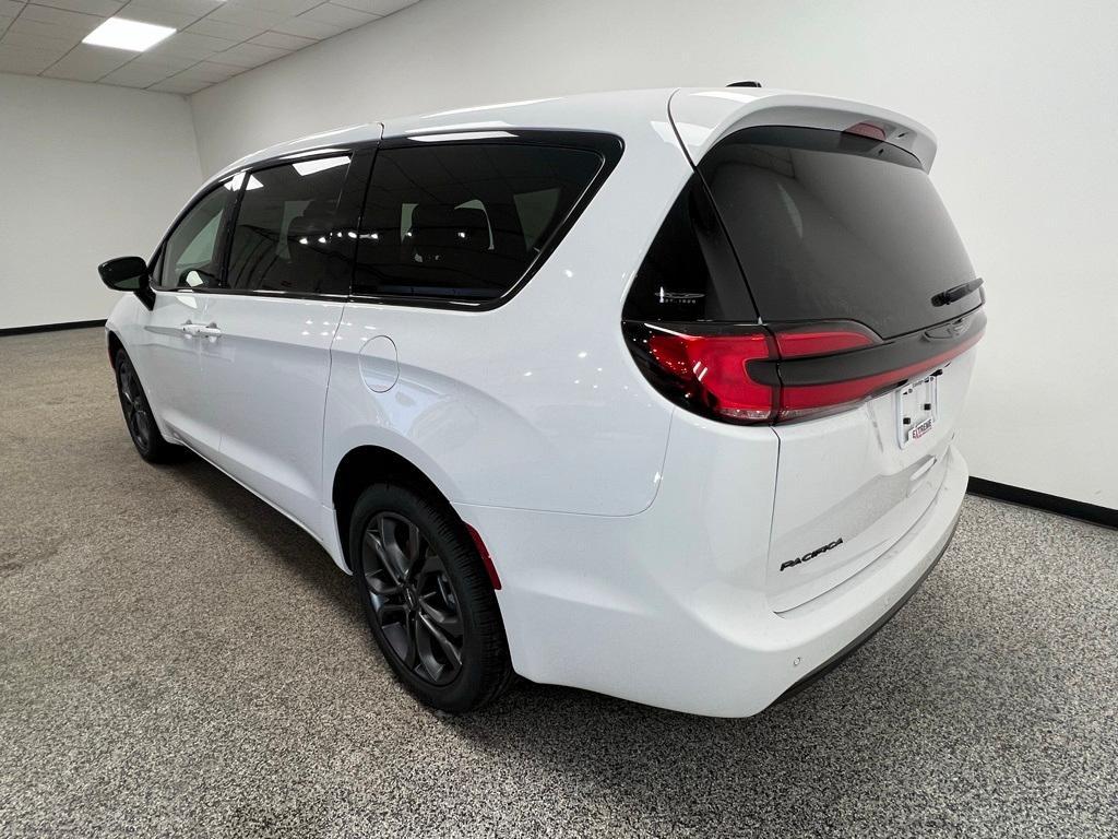 new 2026 Chrysler Pacifica car, priced at $49,543