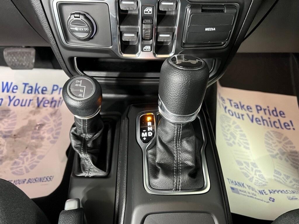 new 2026 Jeep Wrangler car, priced at $48,326