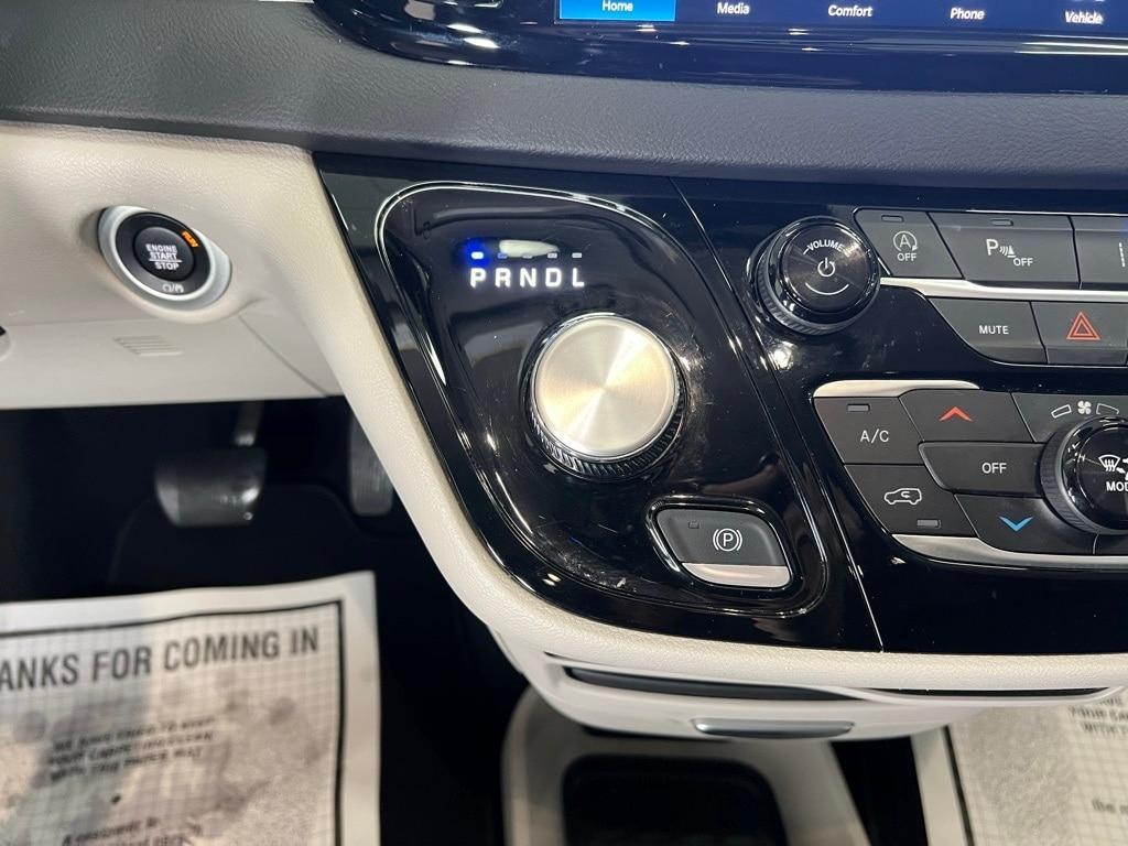 used 2024 Chrysler Pacifica car, priced at $29,900