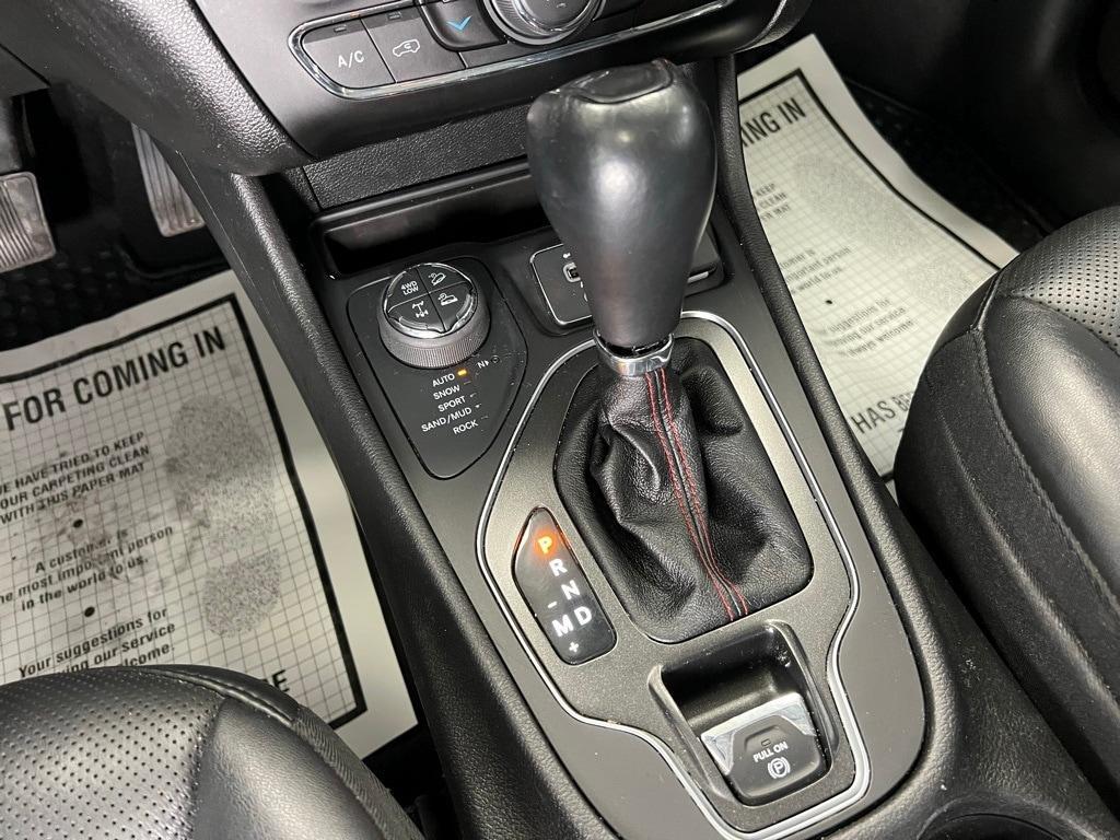 used 2022 Jeep Cherokee car, priced at $22,900