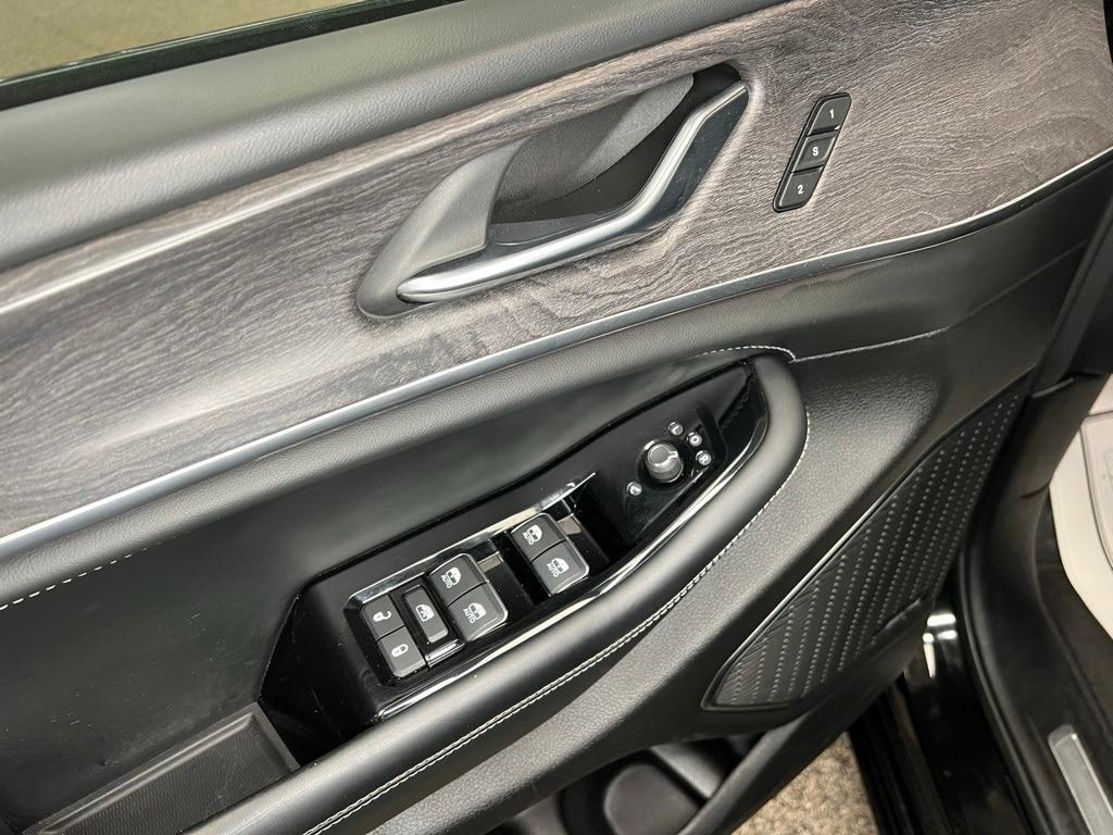 used 2024 Jeep Grand Cherokee L car, priced at $41,900