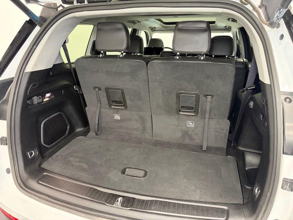 used 2024 Jeep Grand Cherokee L car, priced at $37,291