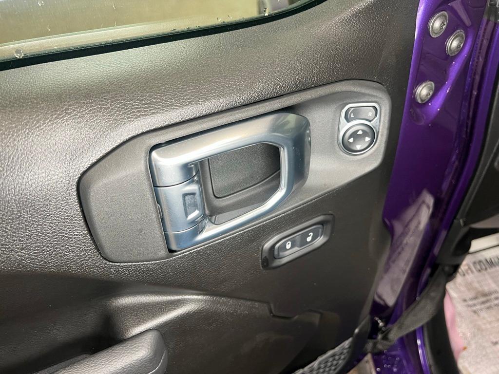 new 2026 Jeep Gladiator car, priced at $50,558