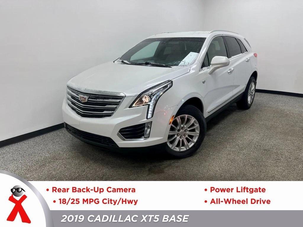 used 2019 Cadillac XT5 car, priced at $15,900