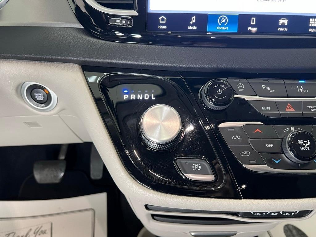 used 2024 Chrysler Pacifica car, priced at $29,900