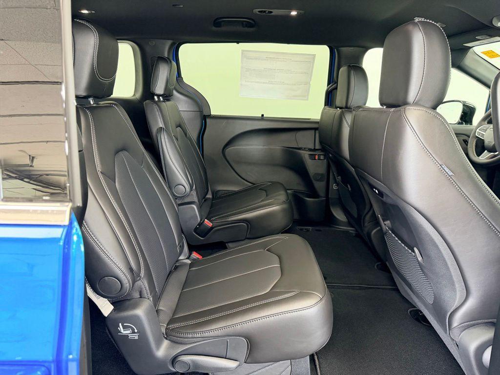 new 2027 Chrysler Pacifica car, priced at $49,559