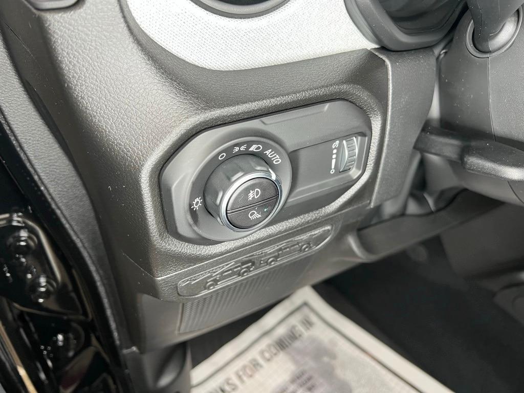 new 2026 Jeep Gladiator car, priced at $50,288