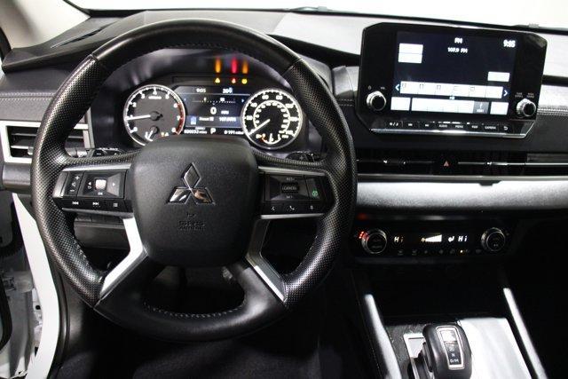 used 2024 Mitsubishi Outlander car, priced at $25,998