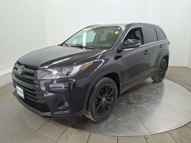 used 2019 Toyota Highlander car, priced at $22,939
