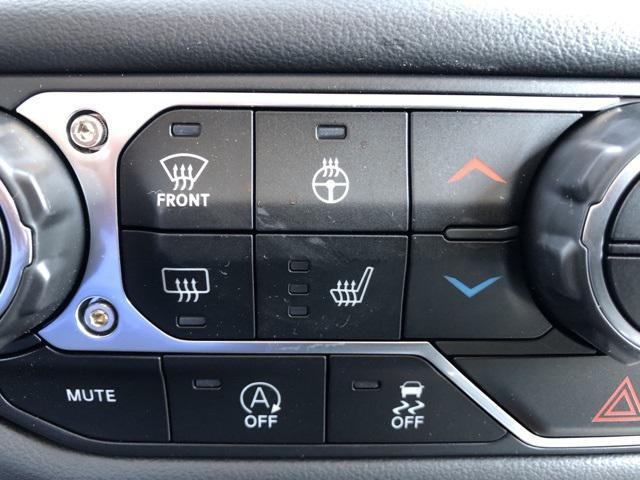 new 2025 Jeep Wrangler car, priced at $46,867