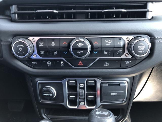 new 2025 Jeep Wrangler car, priced at $46,867