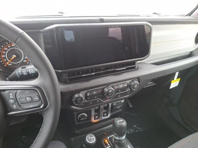 new 2026 Jeep Wrangler car, priced at $45,728