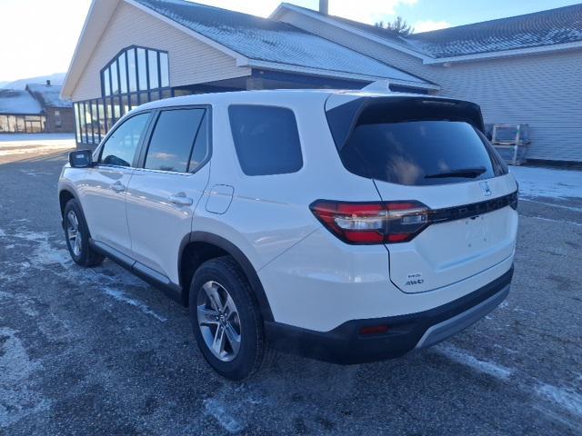 new 2025 Honda Pilot car, priced at $44,695