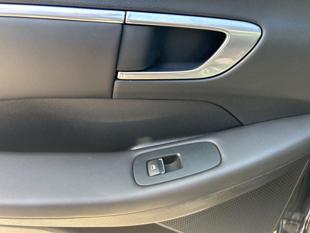 used 2023 Hyundai Sonata car, priced at $23,123