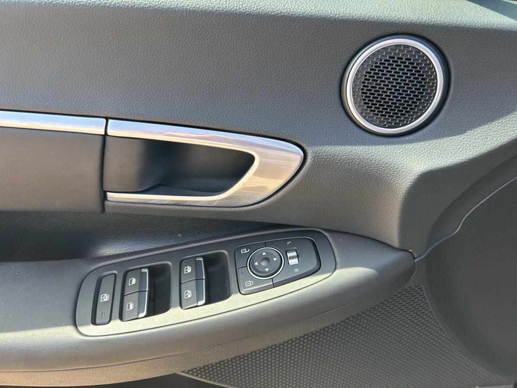 used 2023 Hyundai Sonata car, priced at $23,123