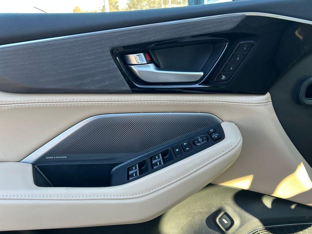 new 2026 Acura MDX car, priced at $68,850