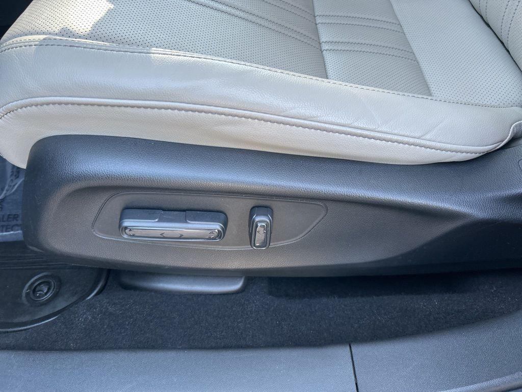 used 2024 Honda HR-V car, priced at $27,790