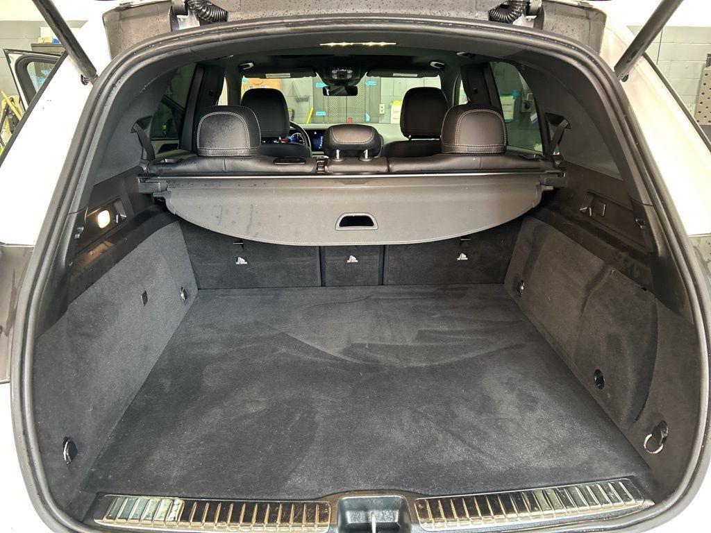 used 2024 Mercedes-Benz GLE 450 Plug-In Hybrid car, priced at $47,880