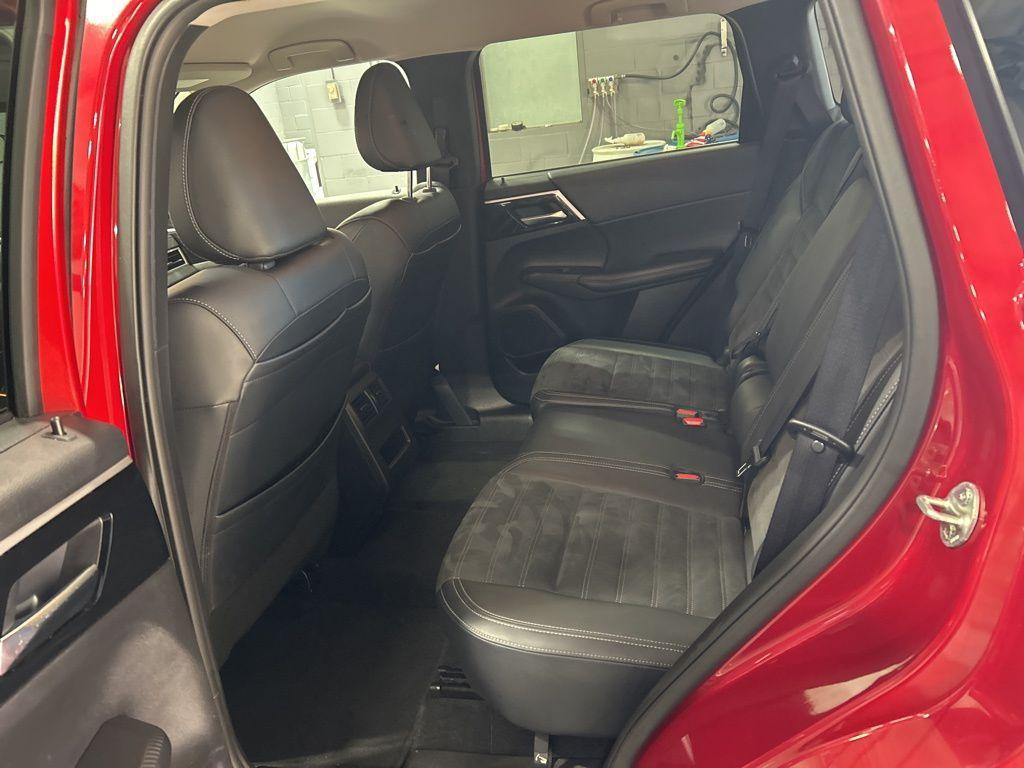 used 2024 Mitsubishi Outlander car, priced at $21,770