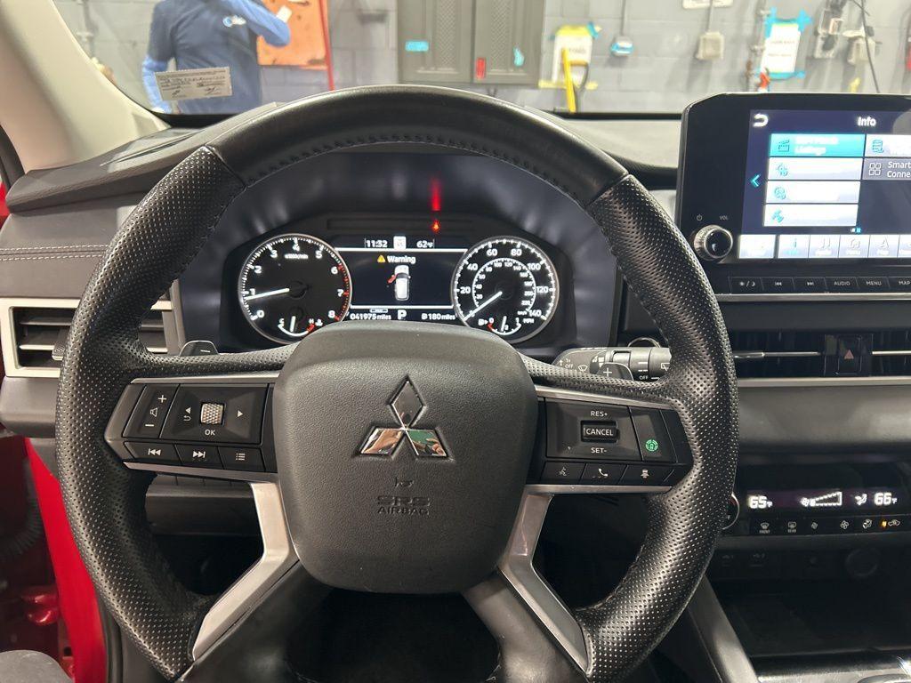 used 2024 Mitsubishi Outlander car, priced at $21,770