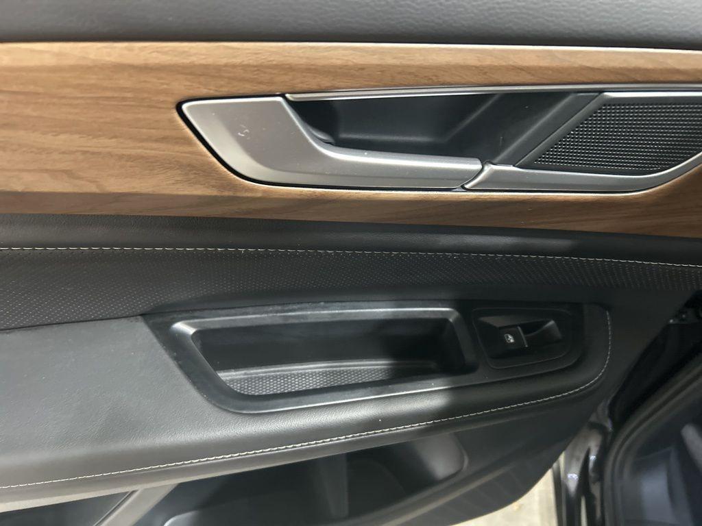 used 2025 Volkswagen Atlas car, priced at $31,213