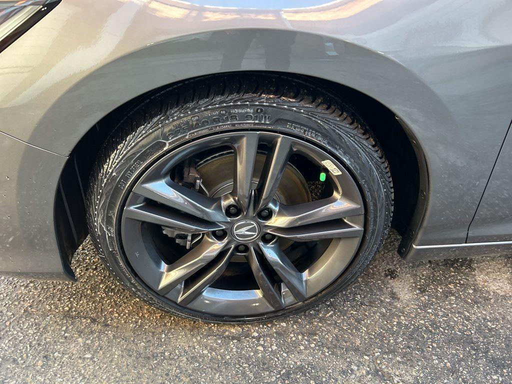 used 2025 Acura Integra car, priced at $31,000