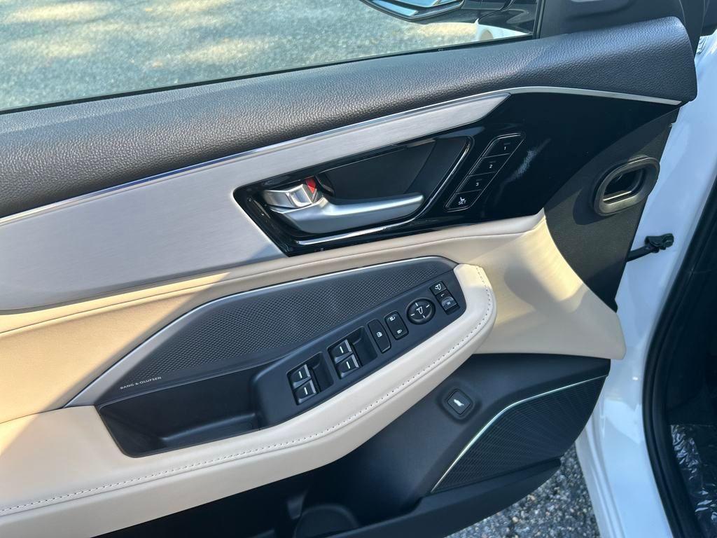 new 2026 Acura MDX car, priced at $61,350