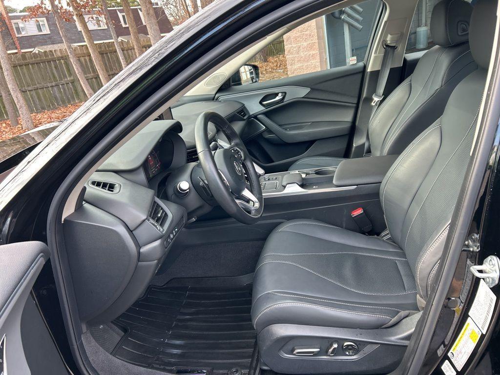 used 2025 Acura TLX car, priced at $44,987