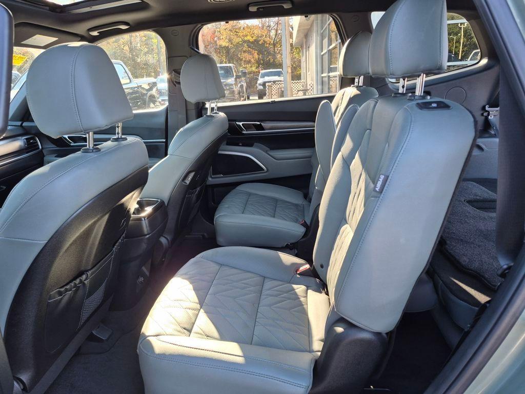 used 2023 Kia Telluride car, priced at $35,490